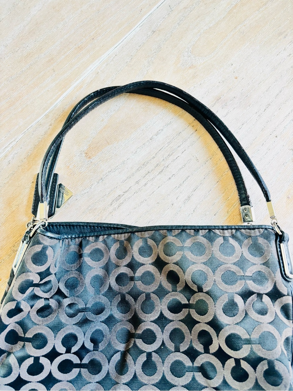 Coach Madison Black Phoebe Op Art Signature Hobo Bag EUC - Picture 12 of 16